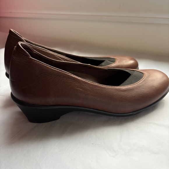 Wolky Comfort Shoes sz 8 Brown Leather Ballet Slip on Heels Walking - Picture 3 of 13